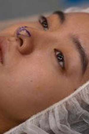 Plastic Beauty Season 1 Episode 4 - Poster